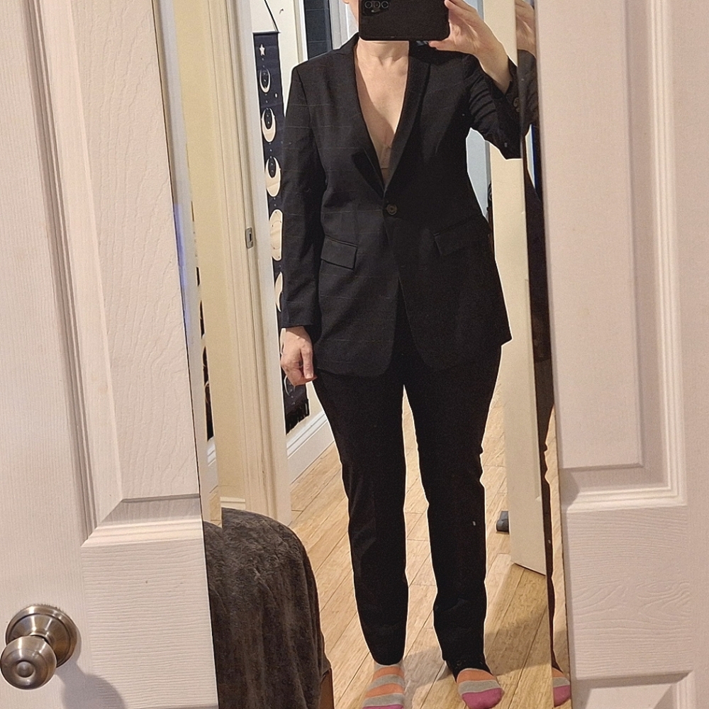 ARMANI Collezioni | Navy Suit Jacket w/ Stripes